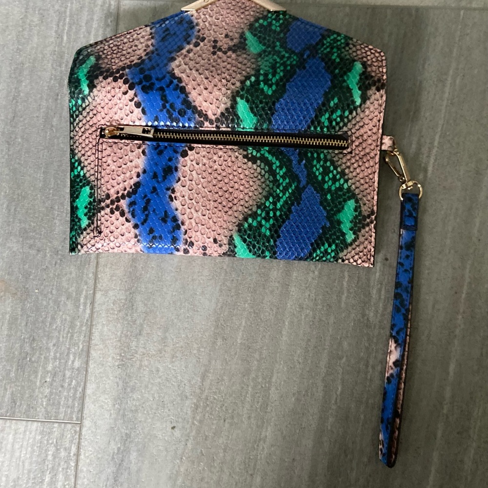 Aldo Wristlet - Picture 3 of 3